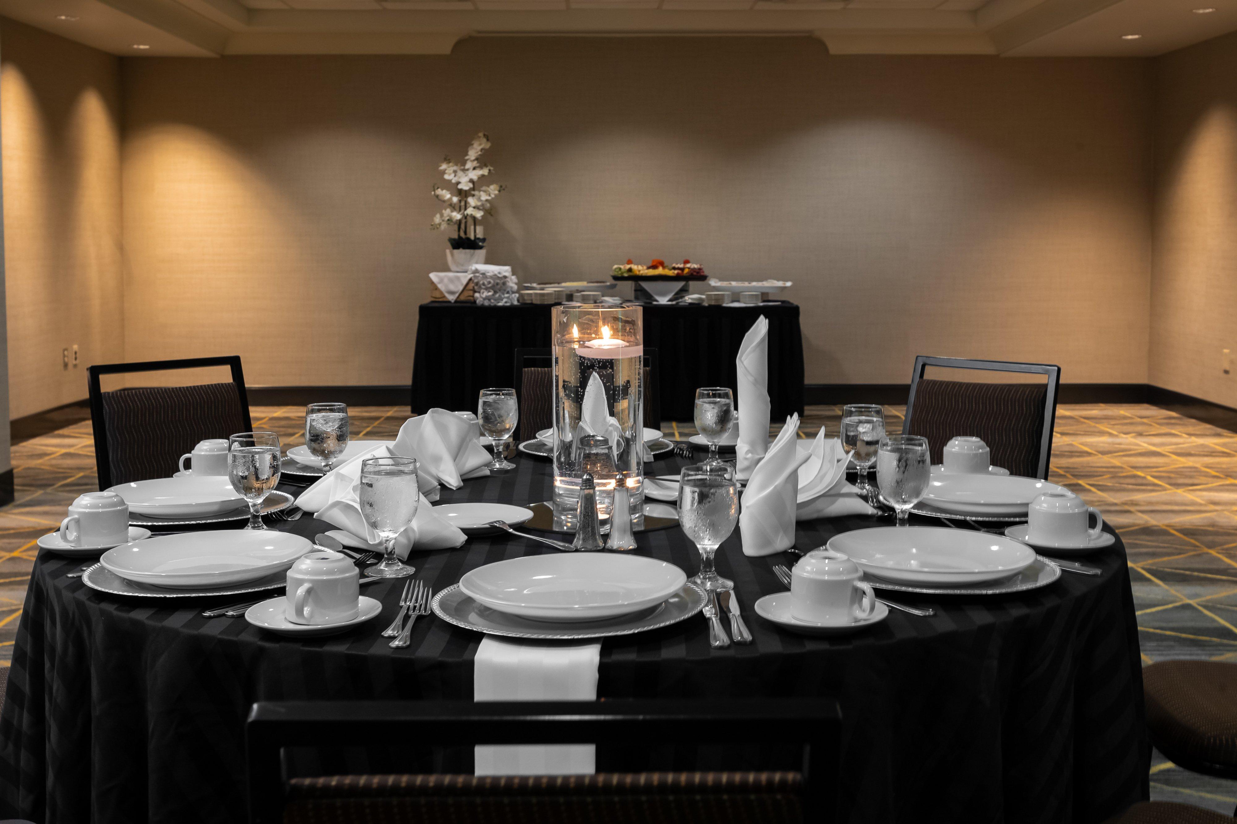 Holiday Inn & Suites Atlanta Airport North By Ihg College Park Exterior foto