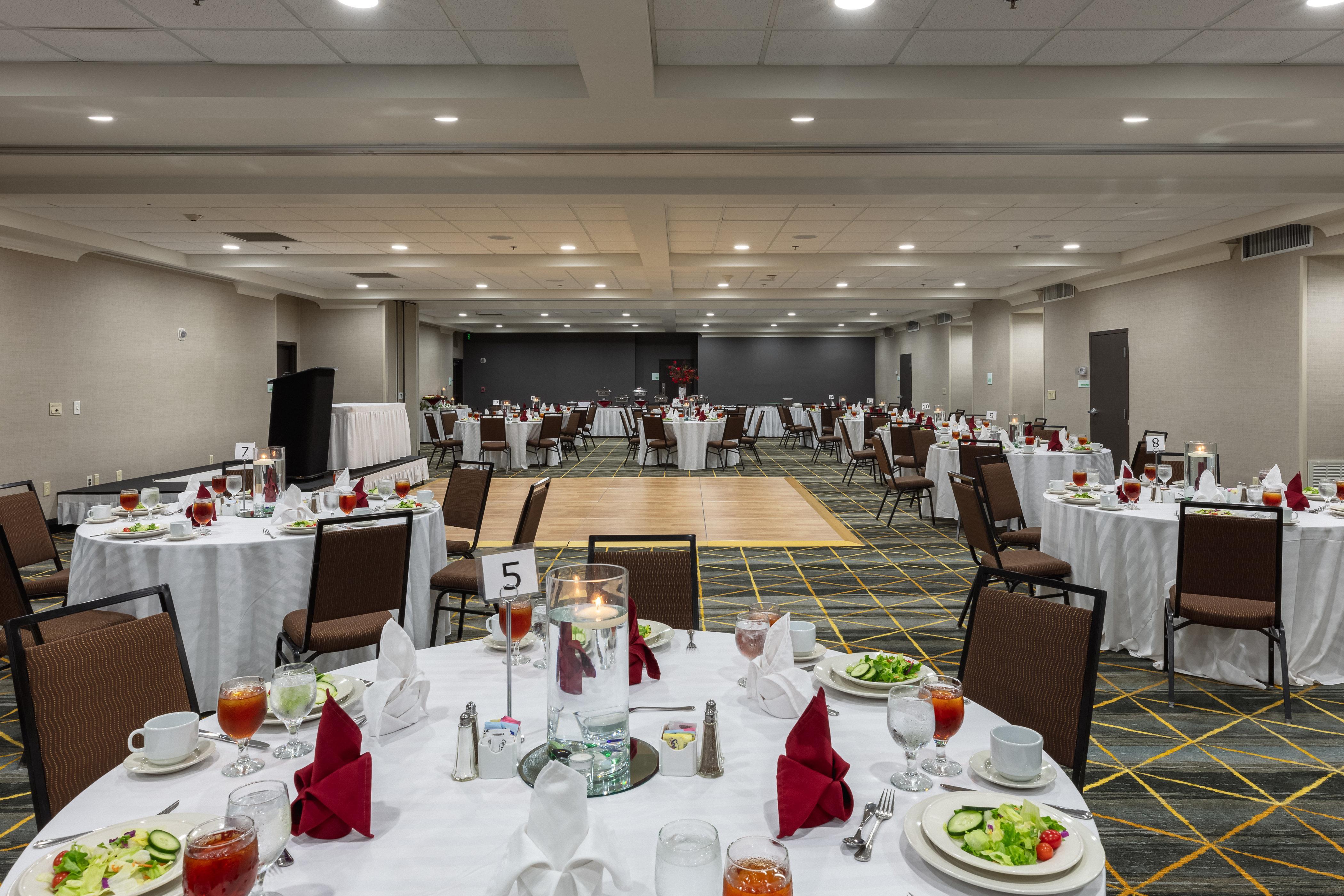 Holiday Inn & Suites Atlanta Airport North By Ihg College Park Exterior foto